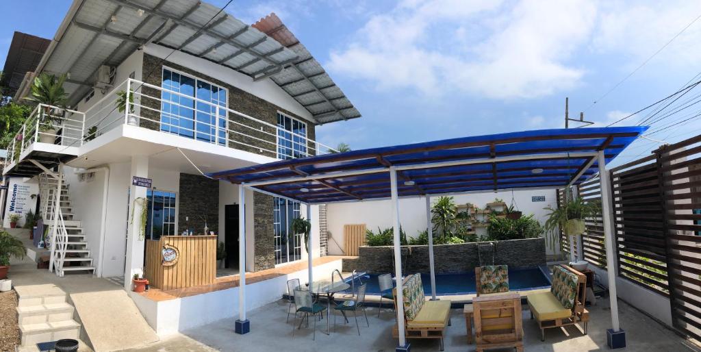 L'Vanna Hotel